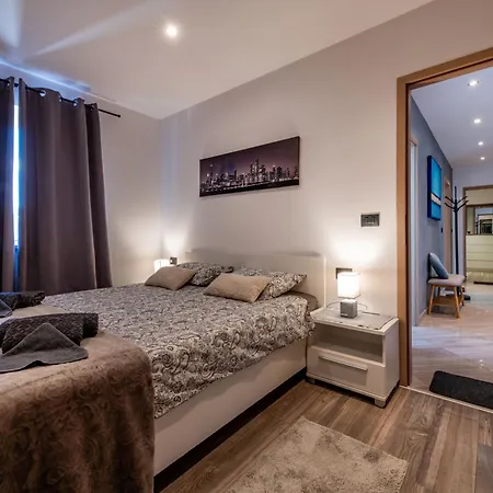 Mia, Your Warm And Sunny Family Getaway Nyaraló Cere