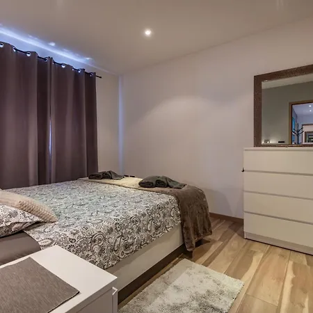 Mia, Your Warm And Sunny Family Getaway Holiday home